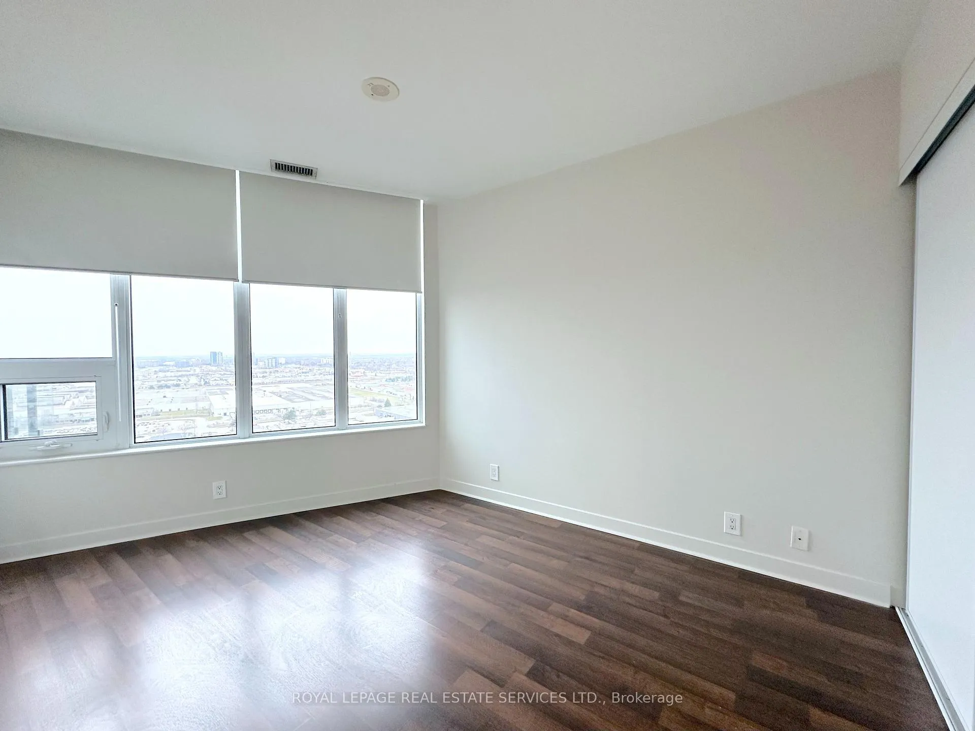 Photo 5 of Unit 2407, 188 Clark Boulevard, Brampton, Queen Street Corridor — HOMEH