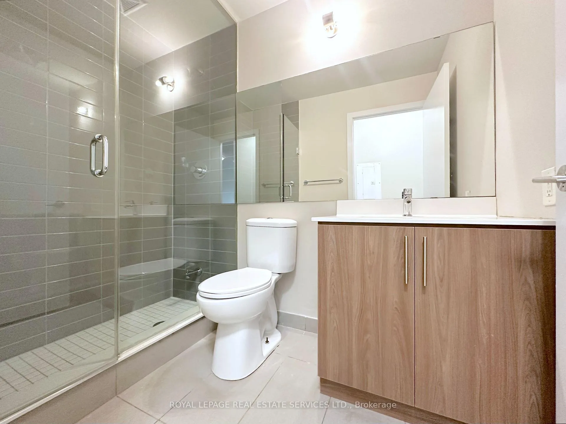 Photo 8 of Unit 2407, 188 Clark Boulevard, Brampton, Queen Street Corridor — HOMEH
