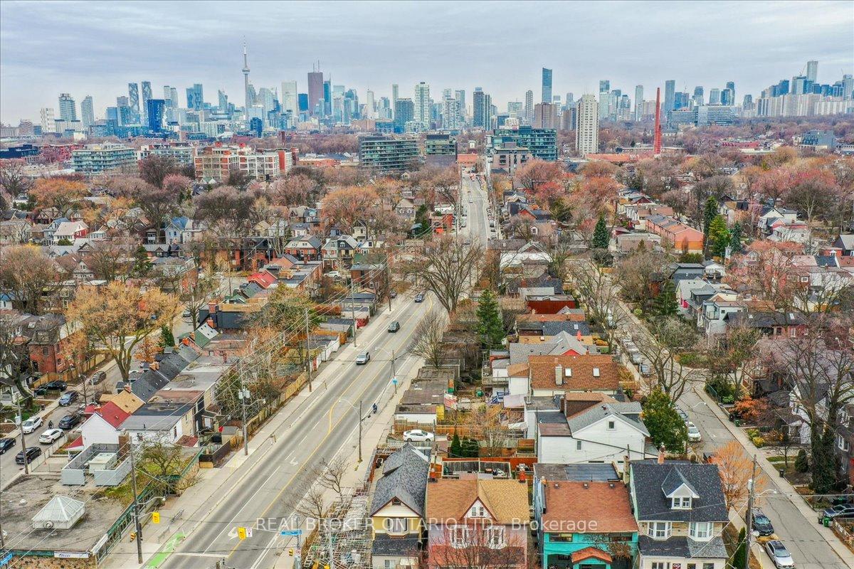 Photo 10 of Unit Lower, 134 Jones Avenue, Toronto, South Riverdale — HOMEH