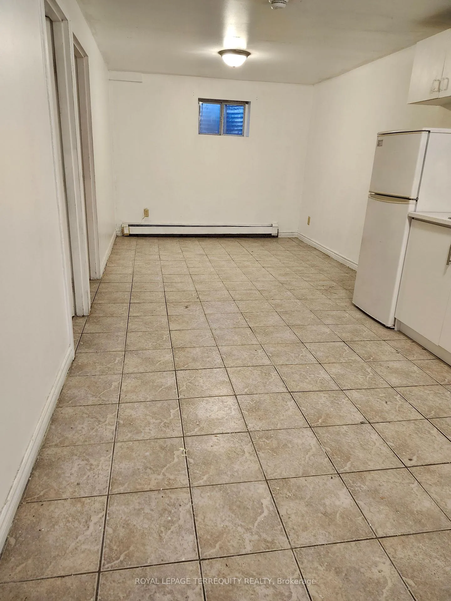Photo 3 of Unit Lower 2L, 2977 Lawrence Avenue E, Scarborough, Bendale — HOMEH