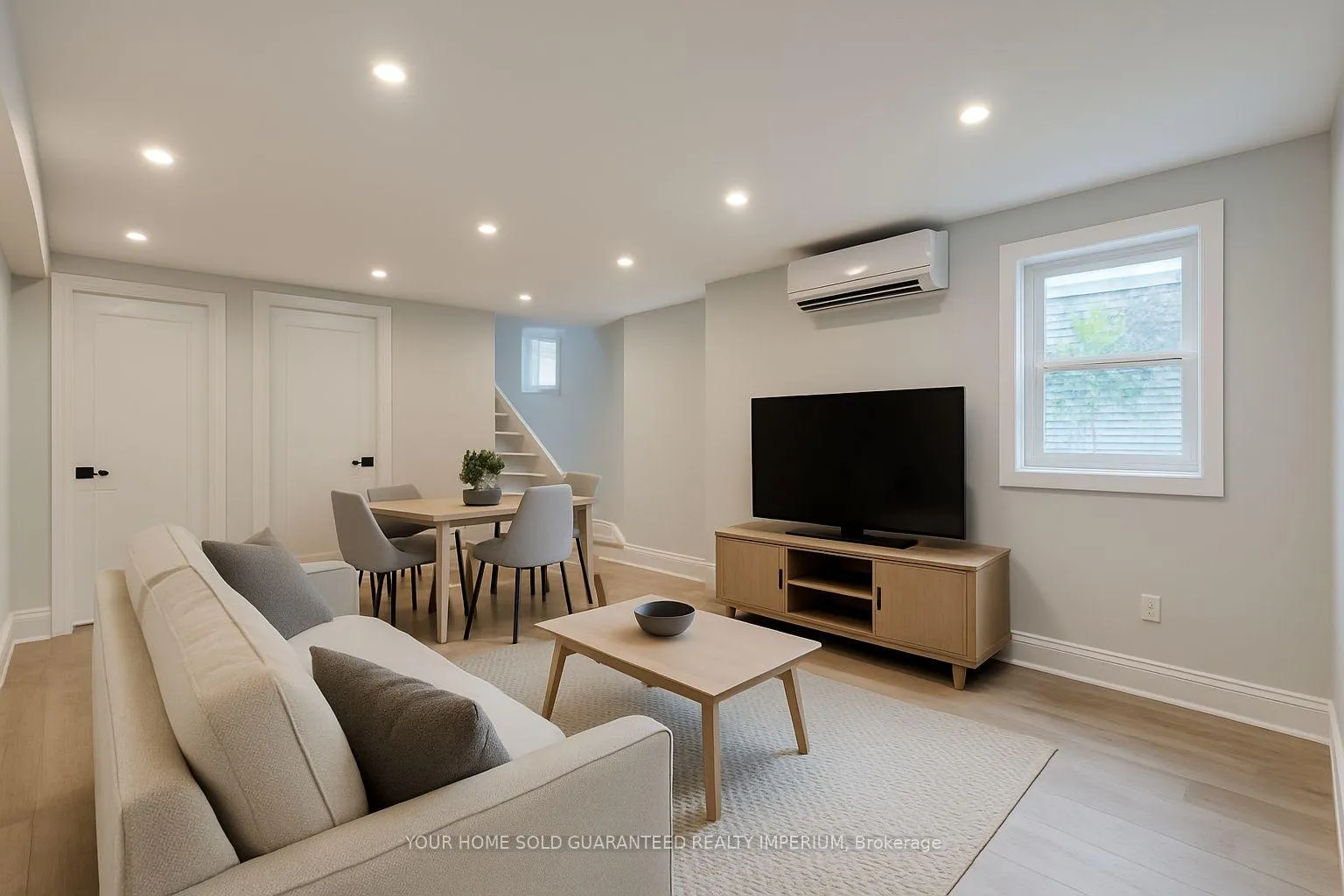 Photo 2 of Unit 4, 66 Grove Street, Welland, Welland Downtown — HOMEH