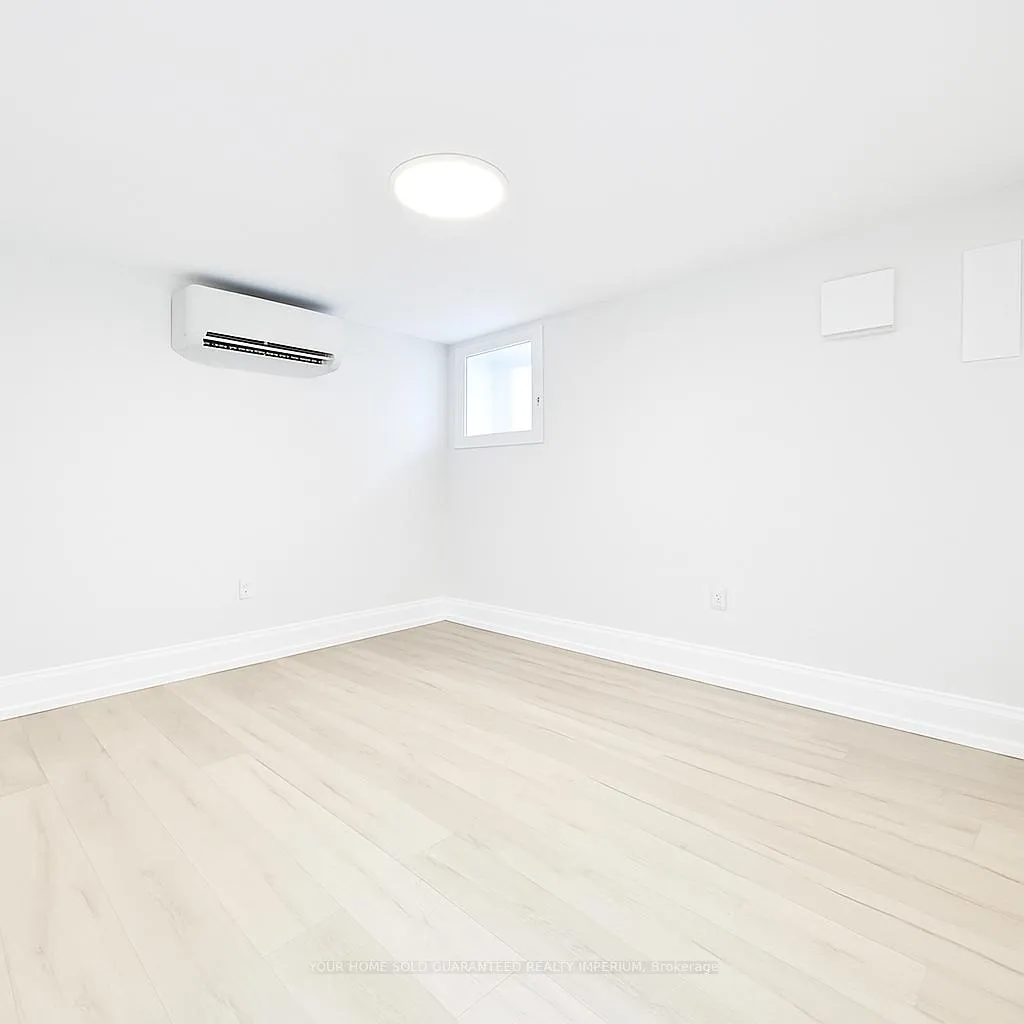 Photo 8 of Unit 4, 66 Grove Street, Welland, Welland Downtown — HOMEH