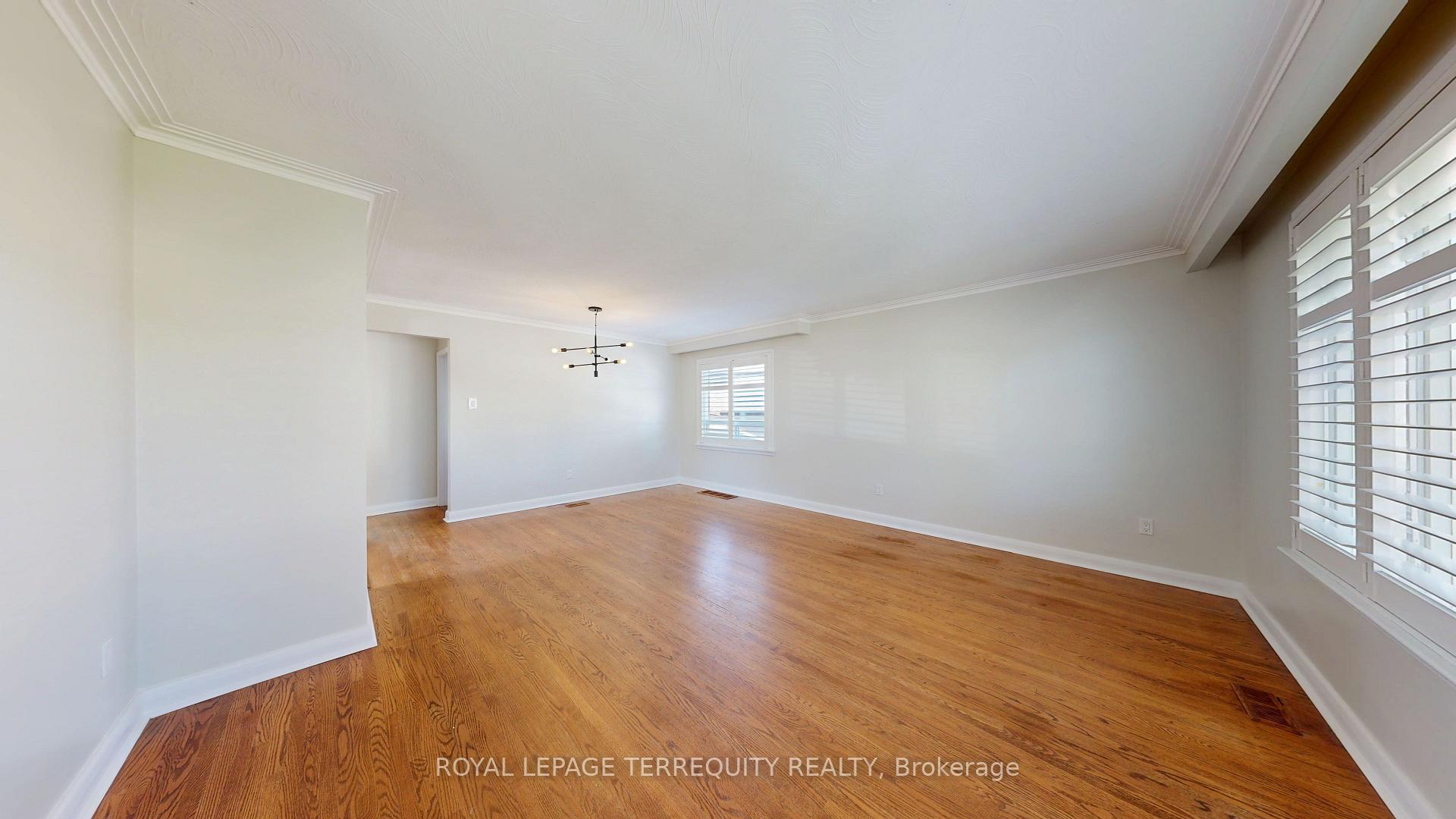 Photo 4 of 85 Romulus Drive, Scarborough, Bendale — HOMEH