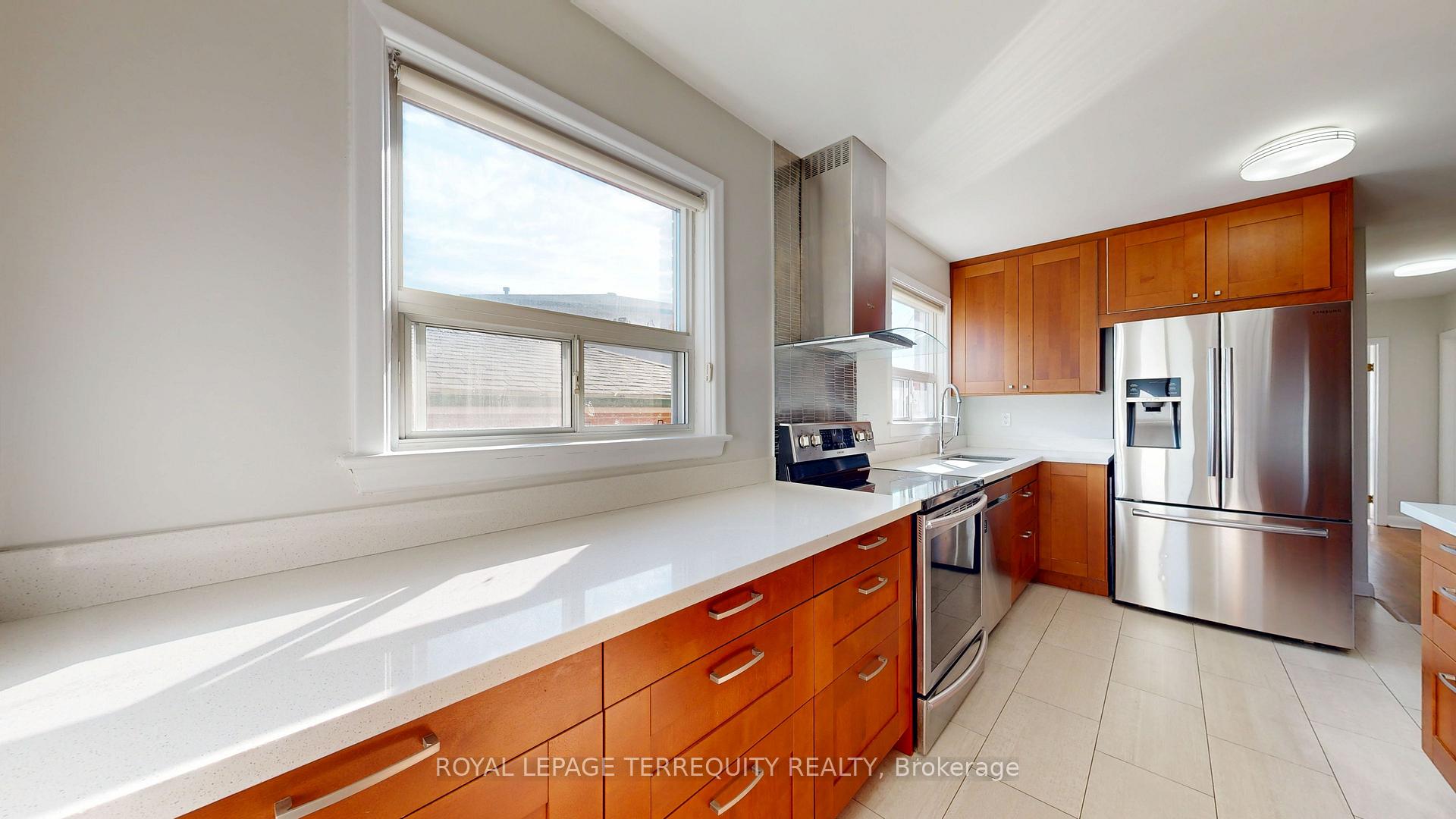 Photo 11 of 85 Romulus Drive, Scarborough, Bendale — HOMEH
