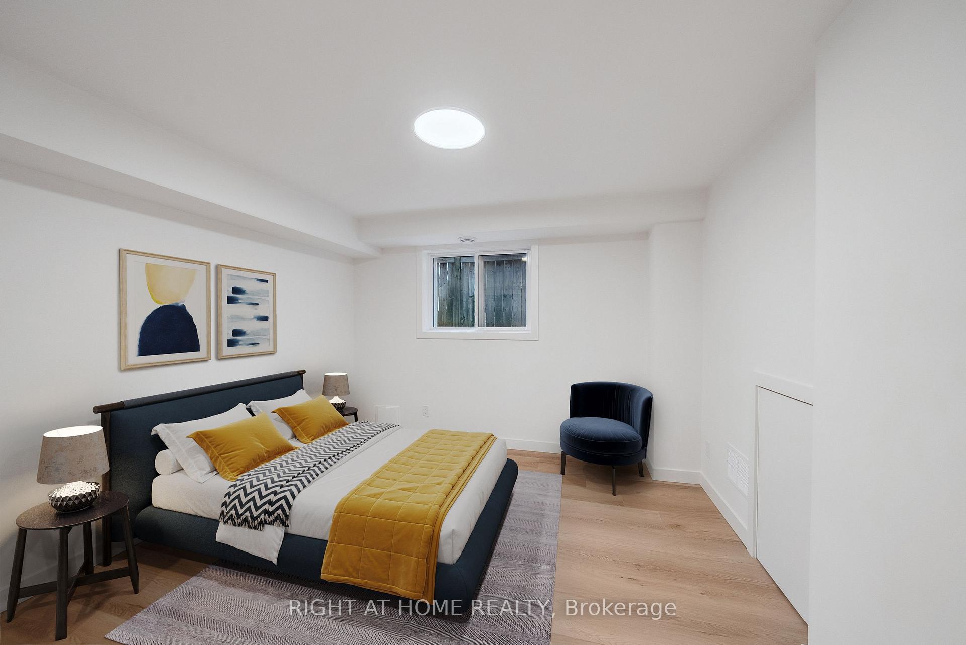 Photo 5 of Unit 8, 321 St George Street, Toronto, The Annex — HOMEH