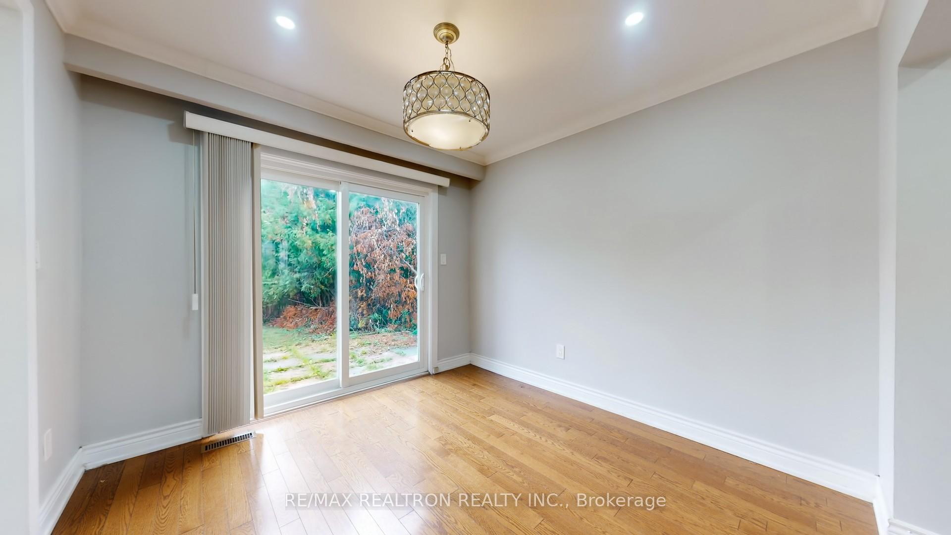 Photo 5 of 154 Merkley Square, Scarborough, Morningside — HOMEH