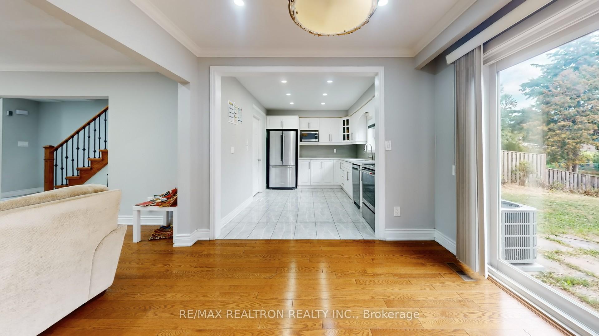 Photo 7 of 154 Merkley Square, Scarborough, Morningside — HOMEH