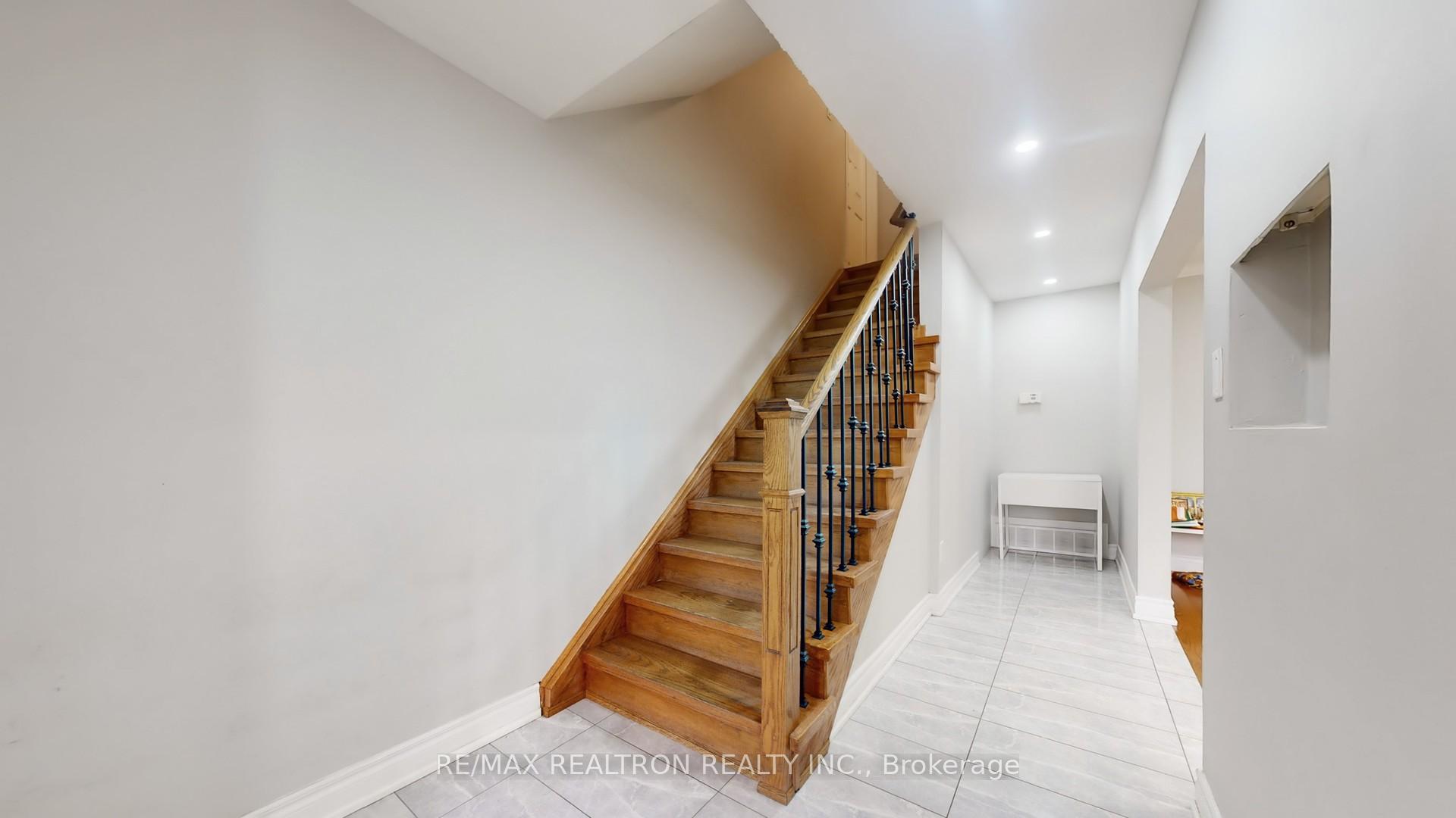 Photo 12 of 154 Merkley Square, Scarborough, Morningside — HOMEH