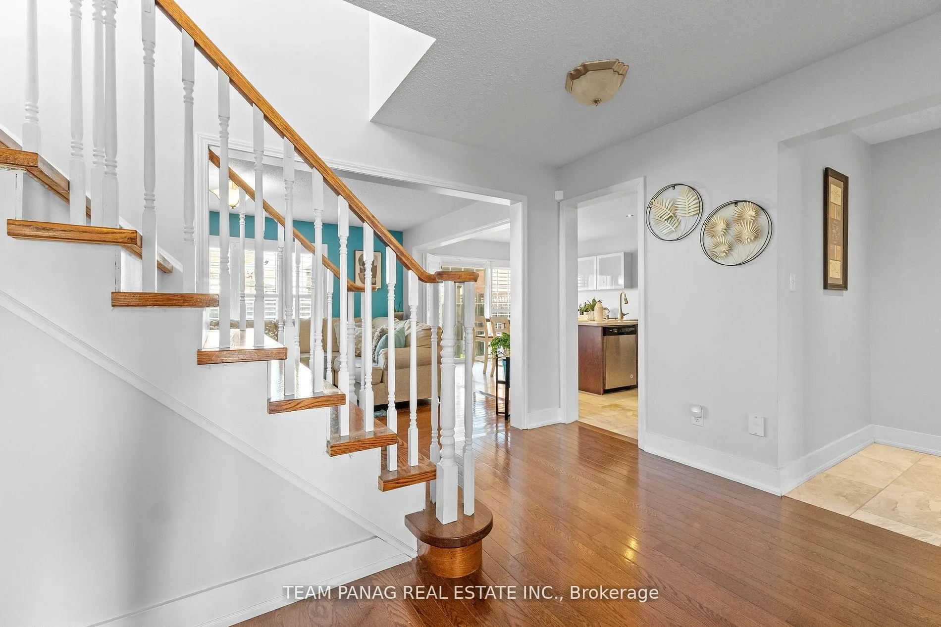Photo 7 of 22 Coachlight Crescent, Brampton, Vales of Castlemore — HOMEH