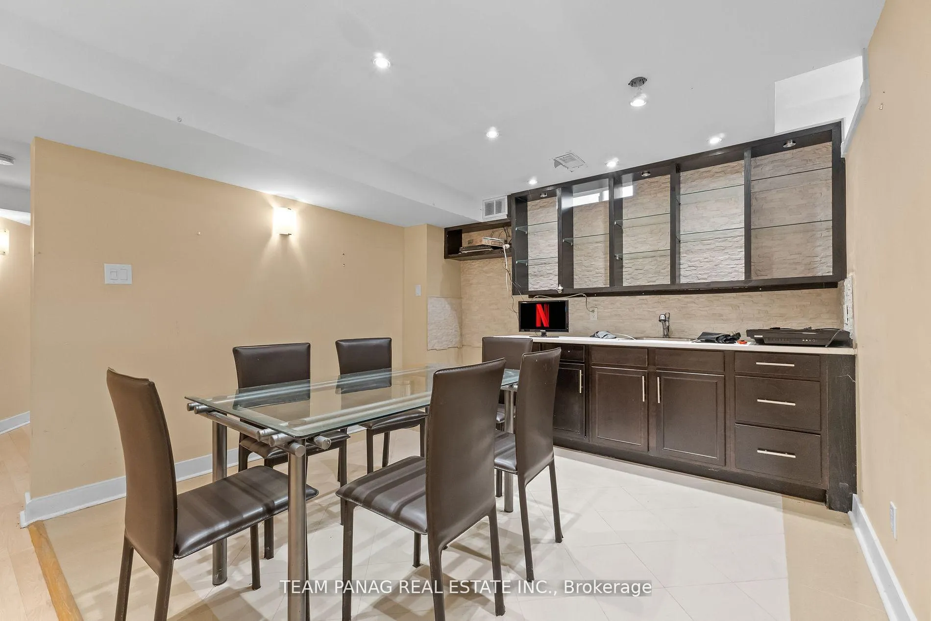 Photo 32 of 22 Coachlight Crescent, Brampton, Vales of Castlemore — HOMEH