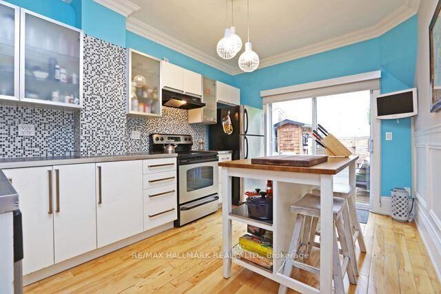 Photo 5 of 1038 Dundas Street E, Toronto, South Riverdale — HOMEH