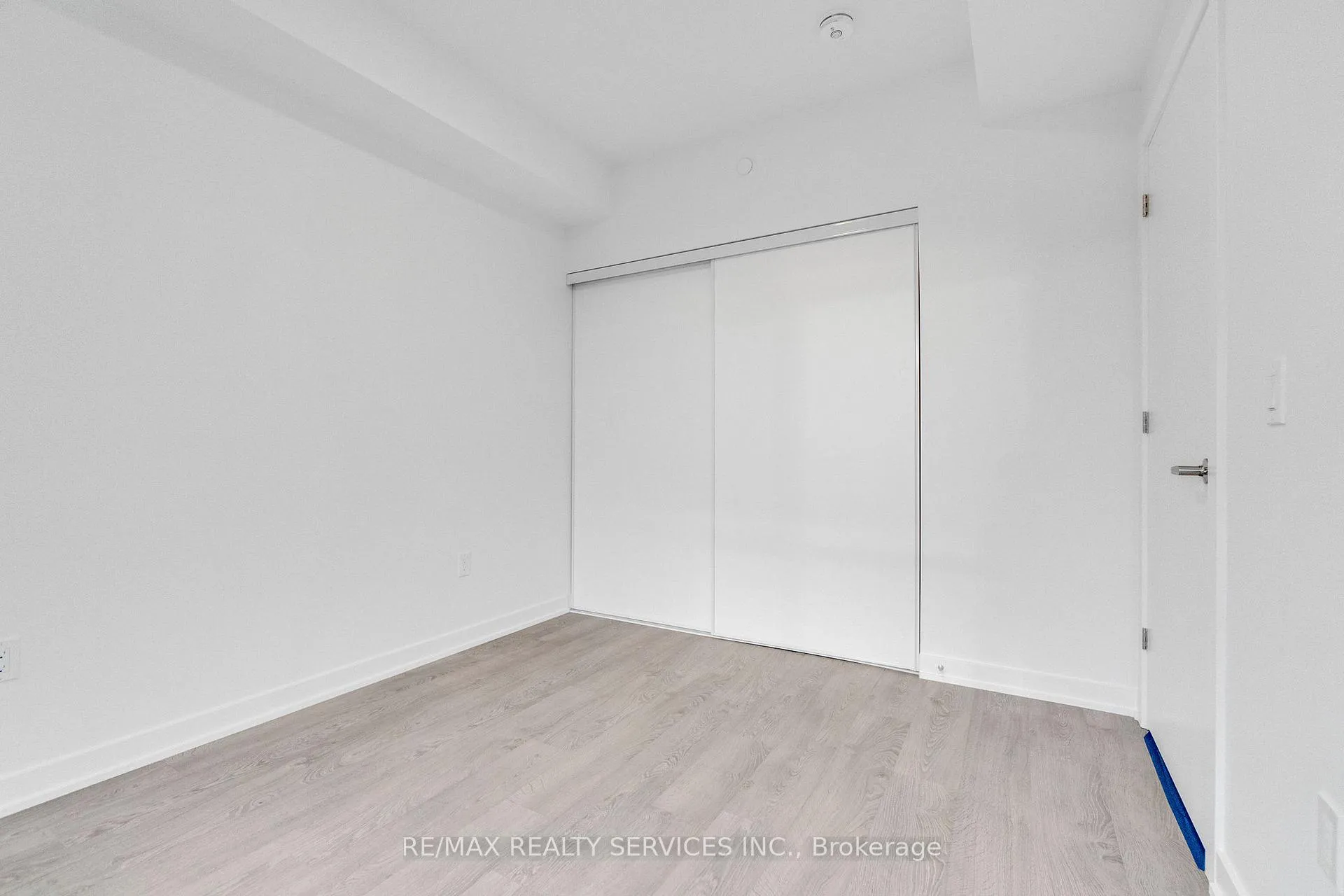 Photo 3 of Unit 709, 720 Whitlock Avenue, Milton, Cobban — HOMEH