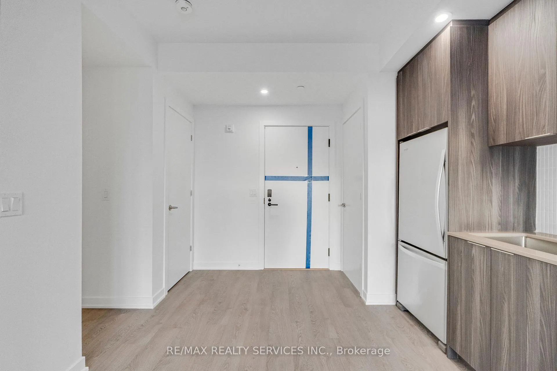 Photo 11 of Unit 709, 720 Whitlock Avenue, Milton, Cobban — HOMEH
