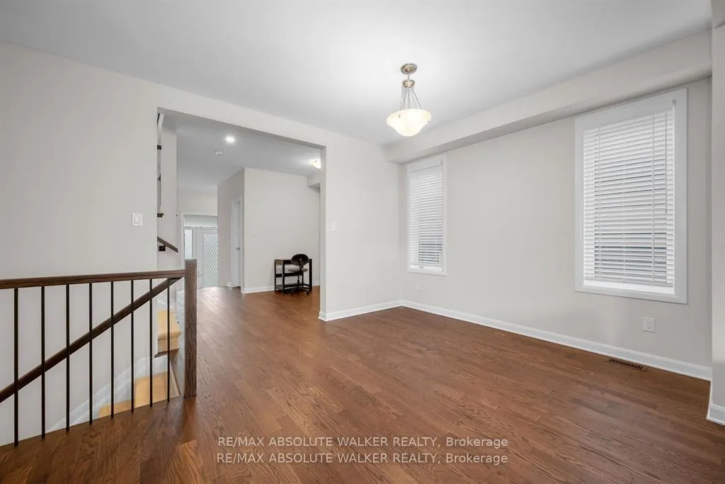 Photo 8 of 529 Anchor Circle, Ottawa, Mahogany Community — HOMEH