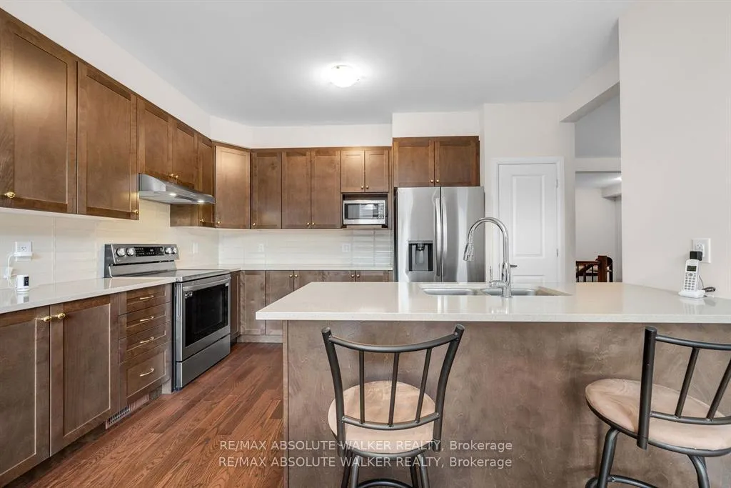 Photo 13 of 529 Anchor Circle, Ottawa, Mahogany Community — HOMEH