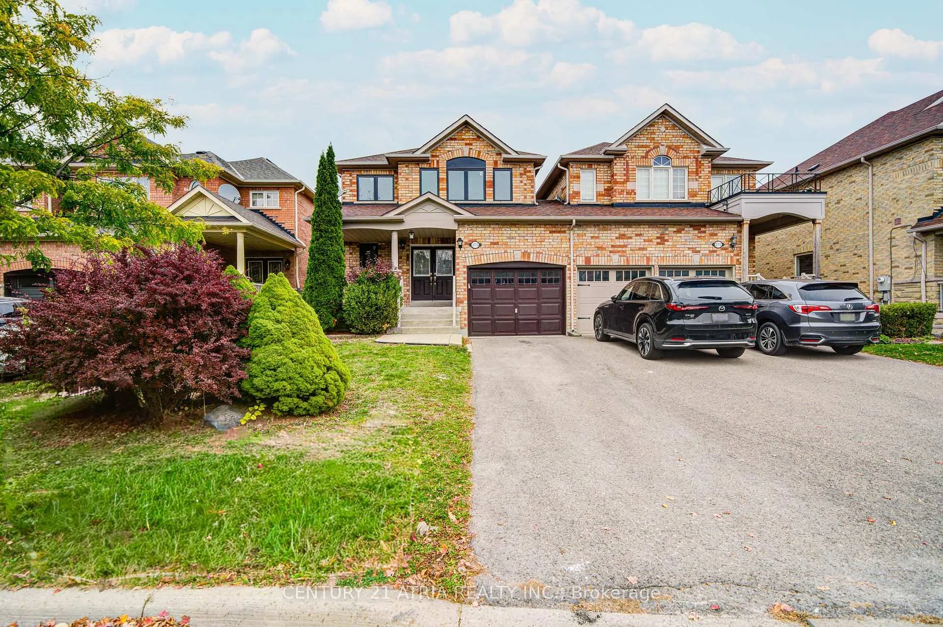 Photo 2 of 273 Conover Avenue, Aurora, Bayview Northeast — HOMEH