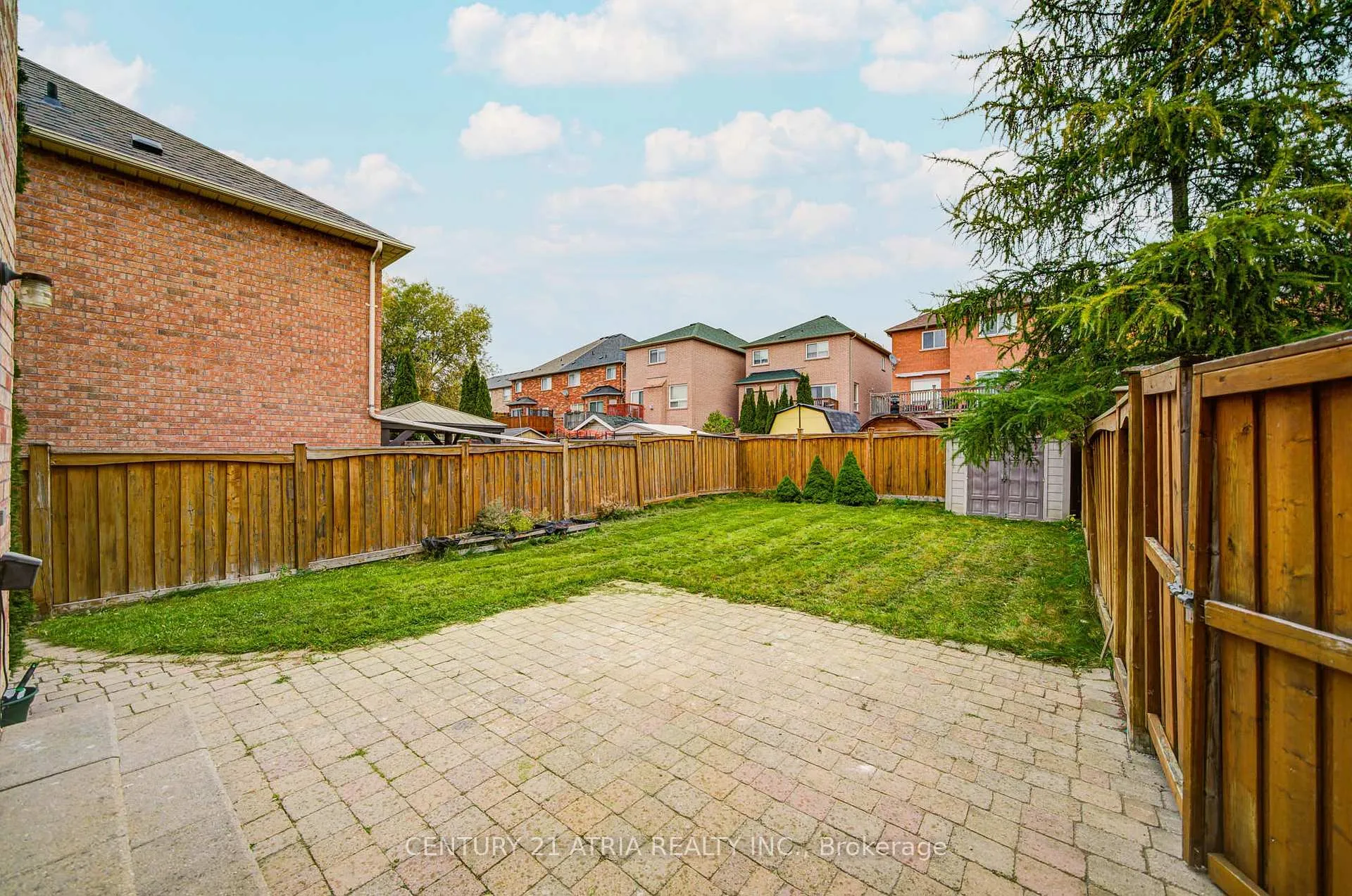 Photo 35 of 273 Conover Avenue, Aurora, Bayview Northeast — HOMEH