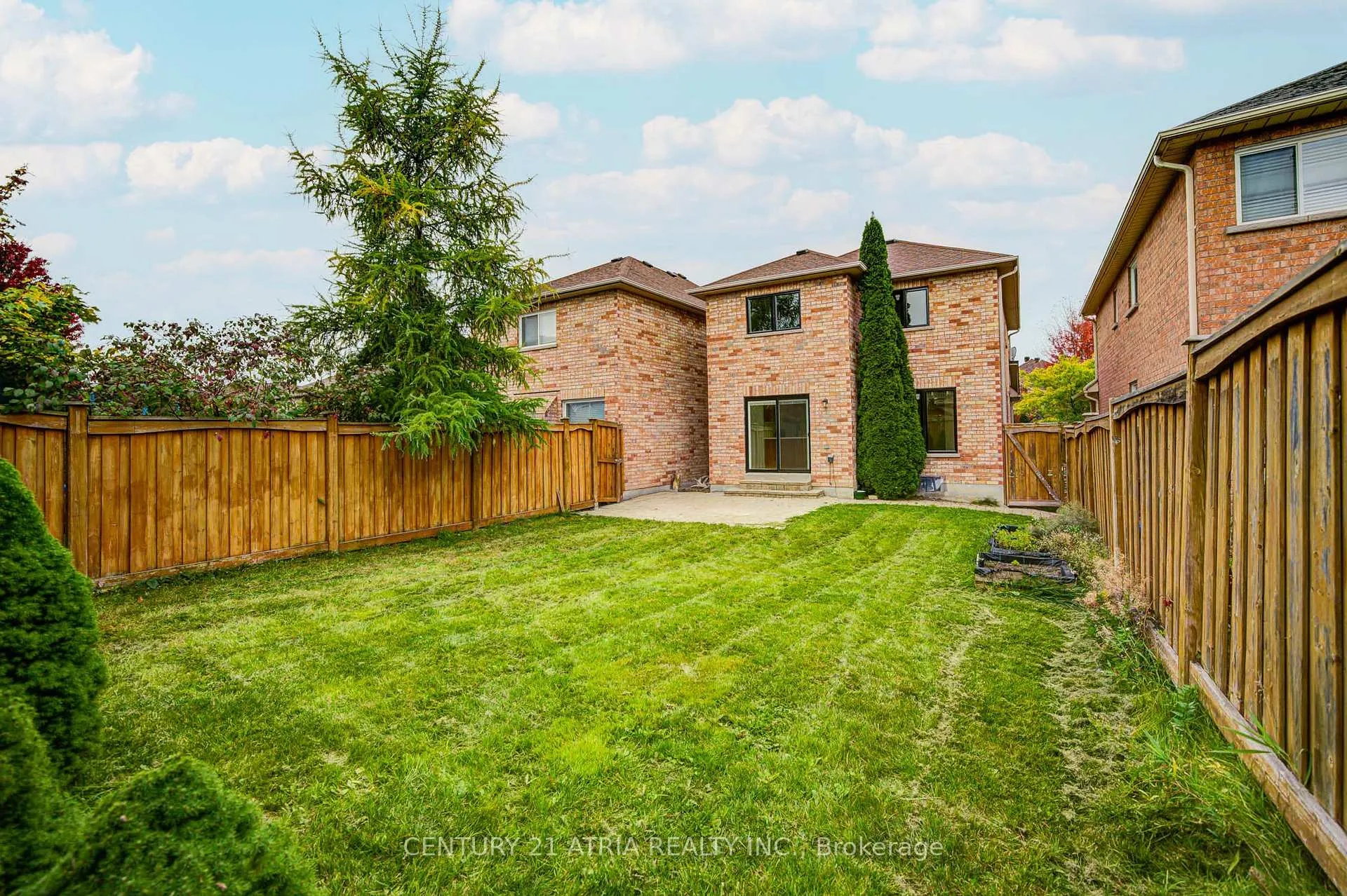 Photo 37 of 273 Conover Avenue, Aurora, Bayview Northeast — HOMEH