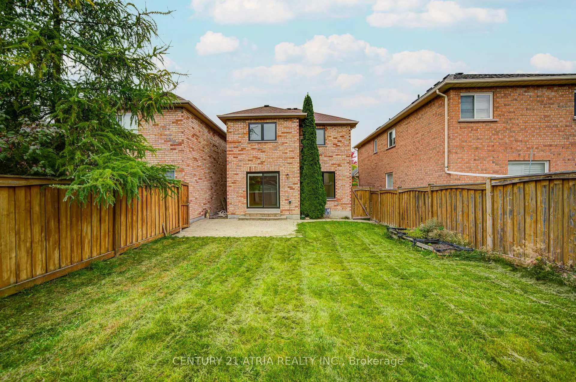 Photo 38 of 273 Conover Avenue, Aurora, Bayview Northeast — HOMEH
