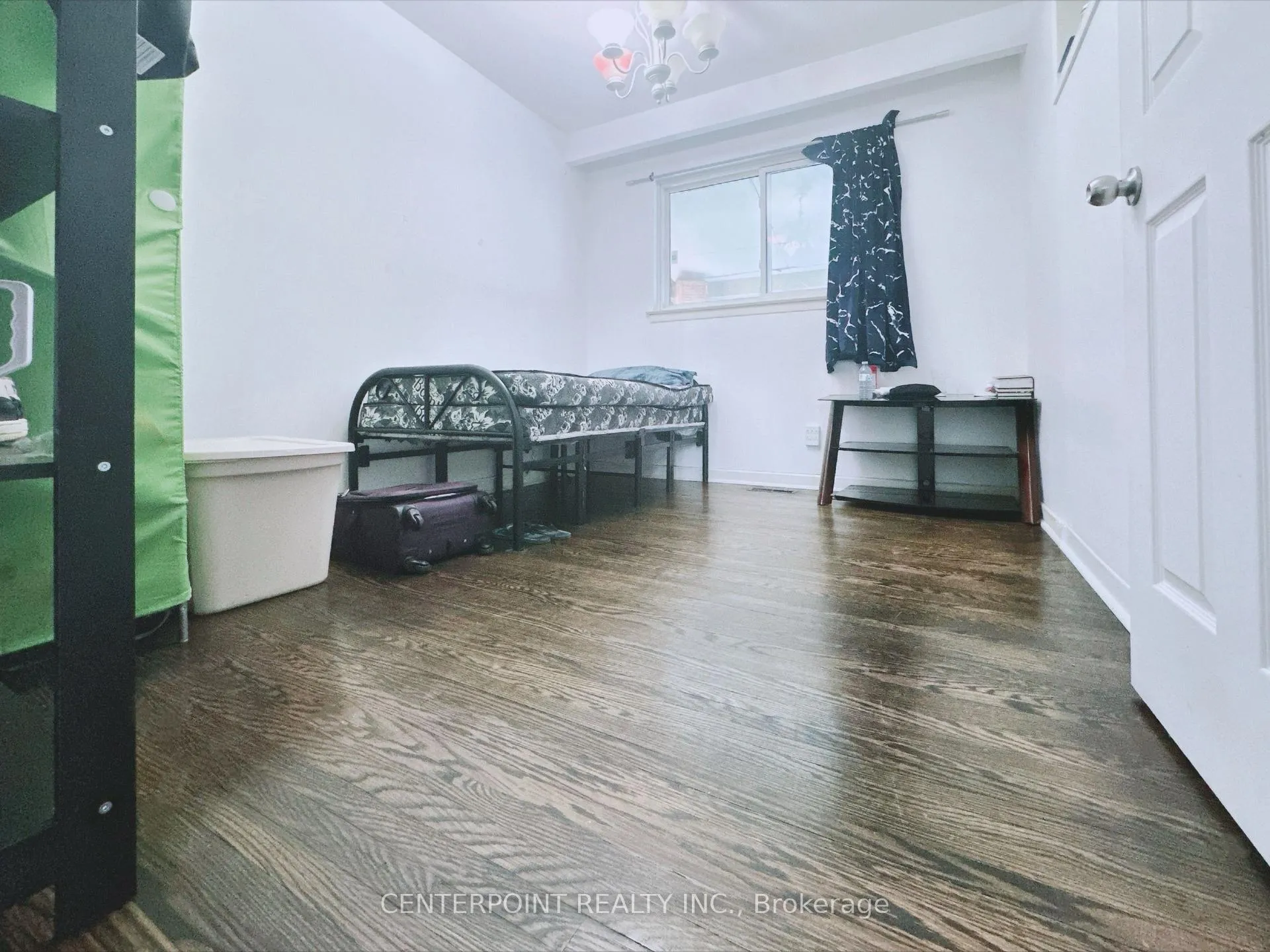 Photo 9 of 9 Oakmeadow Boulevard, Scarborough, Morningside — HOMEH