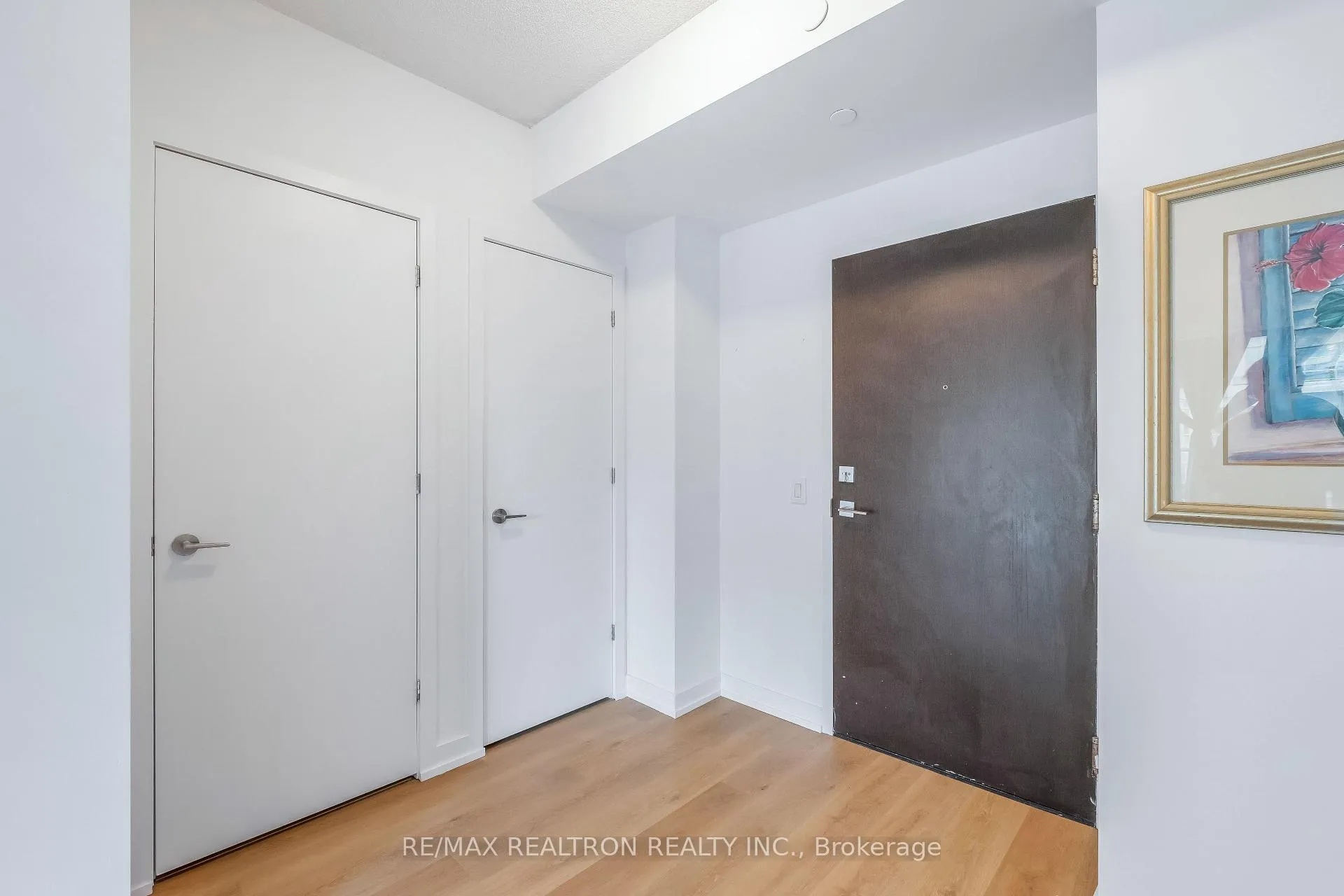 Photo 18 of Unit 804, 2221 Yonge Street, Toronto, Mount Pleasant West — HOMEH