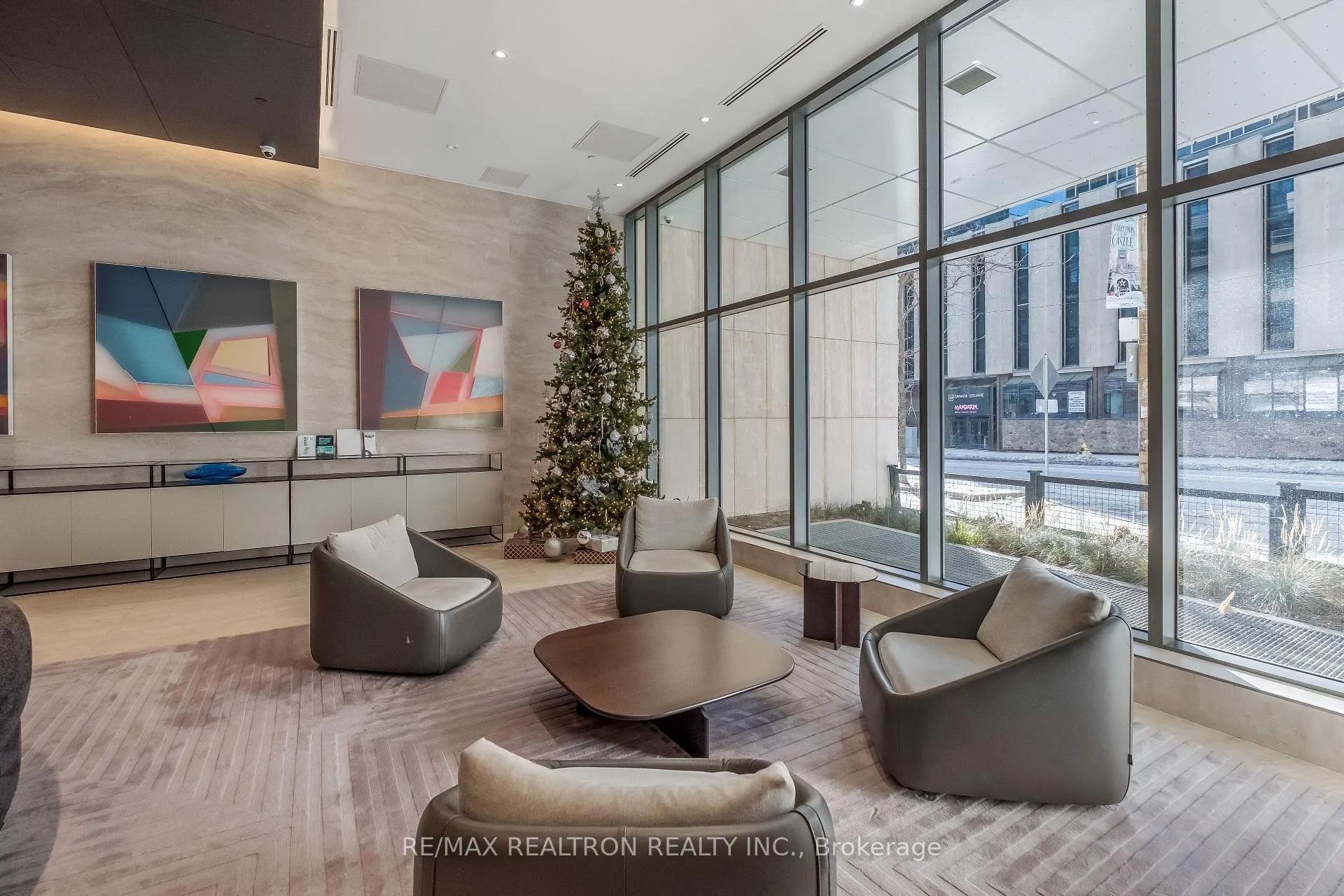 Photo 19 of Unit 804, 2221 Yonge Street, Toronto, Mount Pleasant West — HOMEH