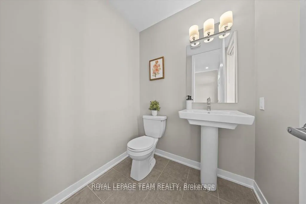 Photo 4 of 426 Epoch Street, Ottawa, Barrhaven - Half Moon Bay — HOMEH