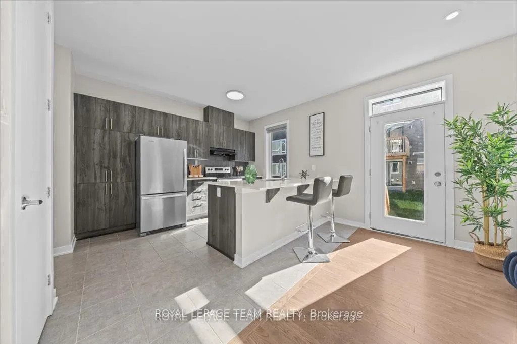 Photo 10 of 426 Epoch Street, Ottawa, Barrhaven - Half Moon Bay — HOMEH