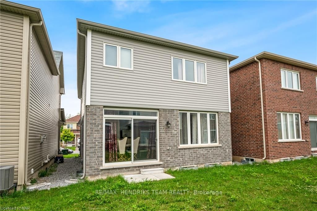 Photo 7 of 69 Esther Crescent, Thorold, Hurricane/Merrittville — HOMEH