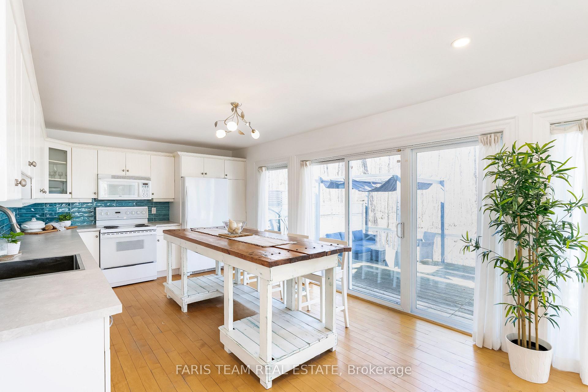 Photo 6 of 104 Silver Birch Drive, Tiny, Rural Tiny — HOMEH