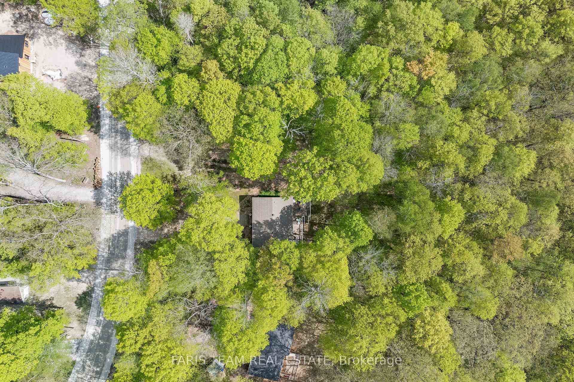 Photo 32 of 104 Silver Birch Drive, Tiny, Rural Tiny — HOMEH