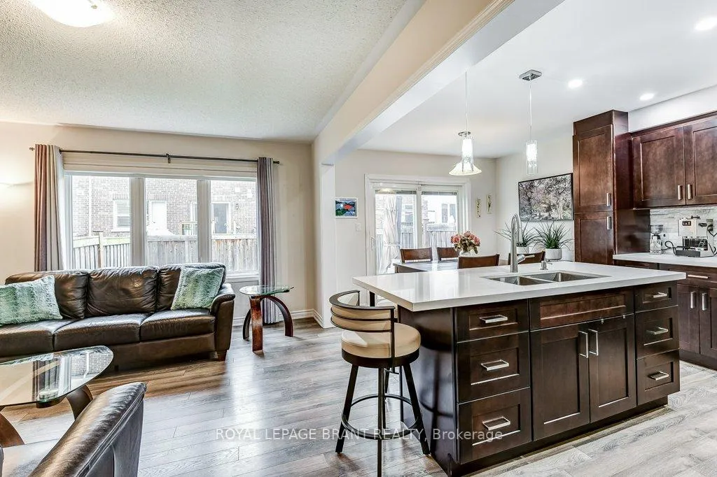 Photo 8 of 35 Dredge Court, Milton, Willmott — HOMEH