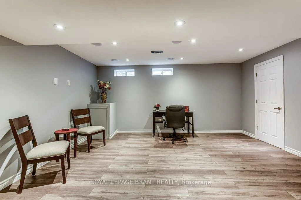 Photo 33 of 35 Dredge Court, Milton, Willmott — HOMEH
