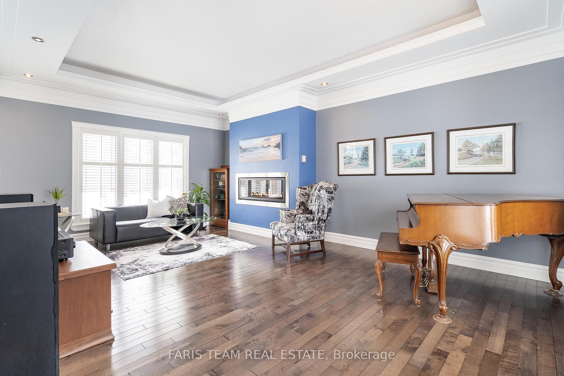 Photo 10 of 127 Goldfinch Crescent, Tiny, Rural Tiny — HOMEH