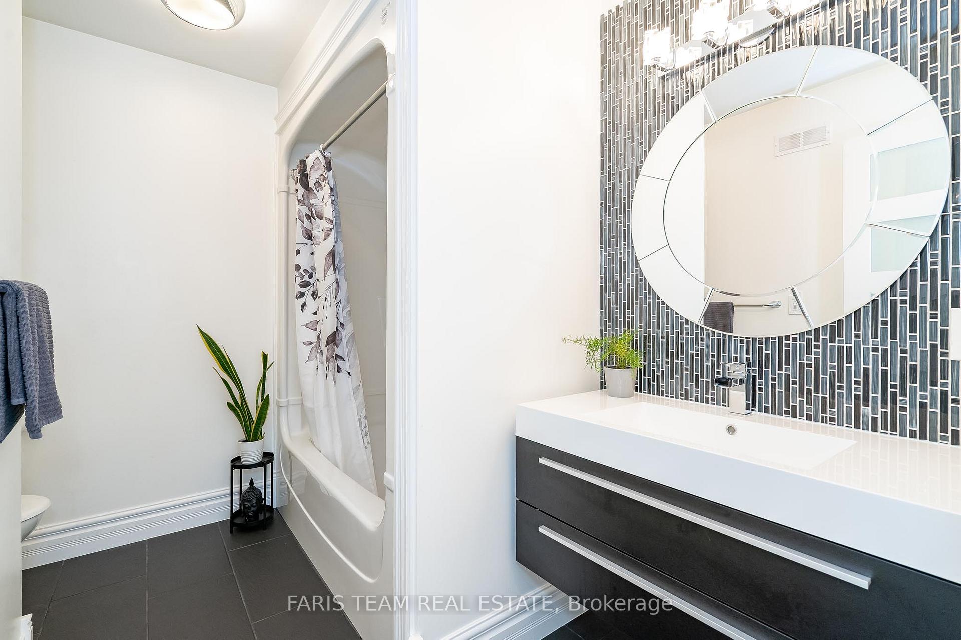 Photo 19 of 127 Goldfinch Crescent, Tiny, Rural Tiny — HOMEH