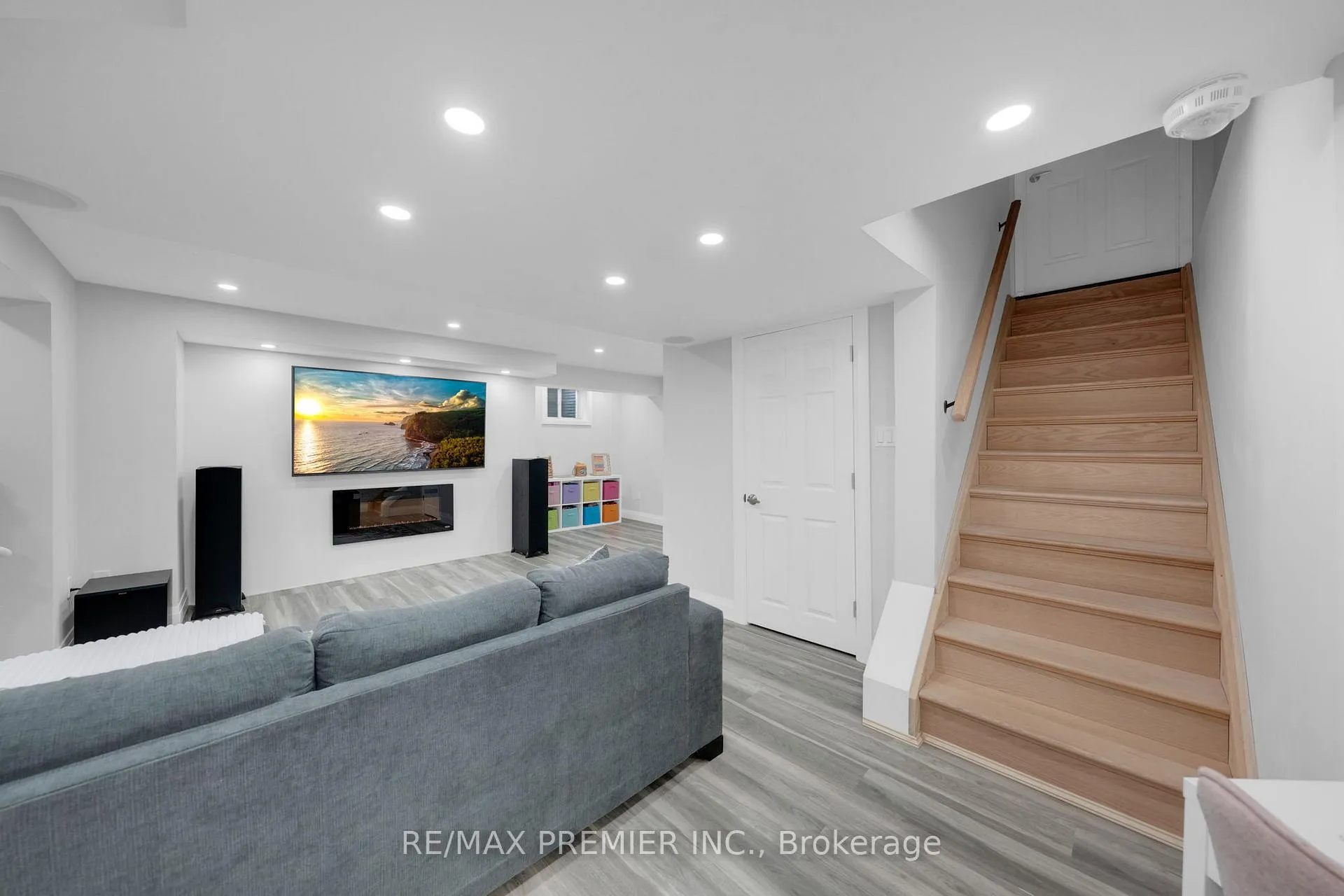 Photo 30 of 258 Remembrance Road, Brampton, Northwest Brampton — HOMEH