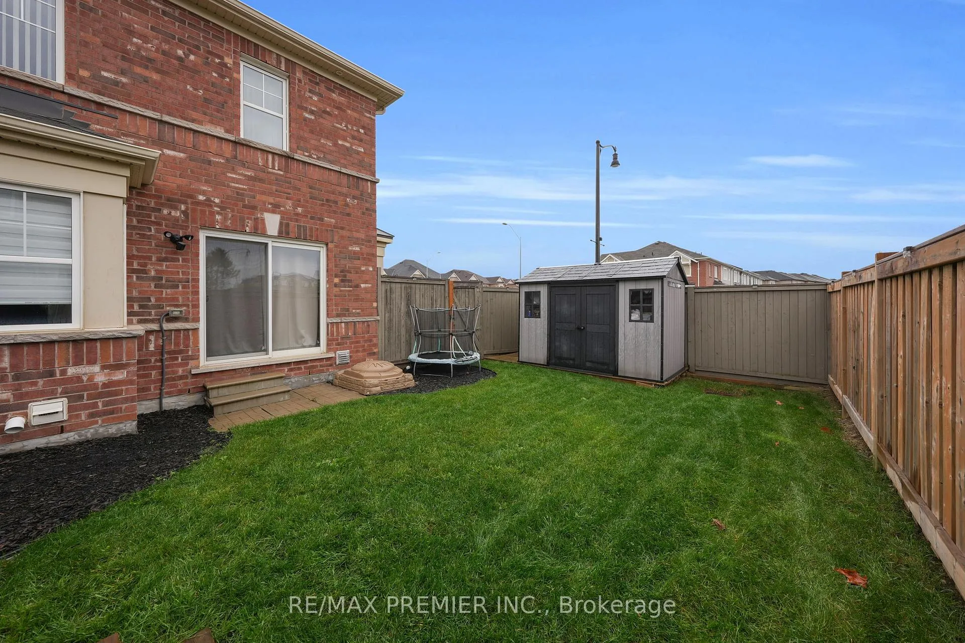 Photo 42 of 258 Remembrance Road, Brampton, Northwest Brampton — HOMEH