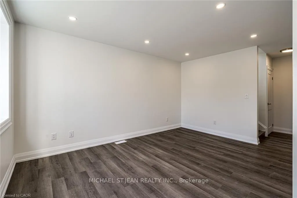 Photo 5 of 395 Paling Avenue, Hamilton, Homeside — HOMEH
