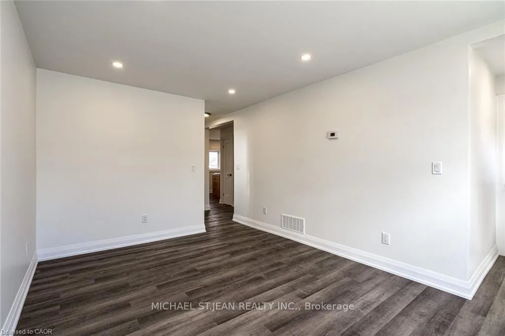 Photo 6 of 395 Paling Avenue, Hamilton, Homeside — HOMEH