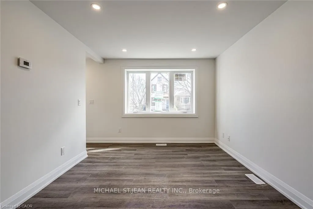 Photo 7 of 395 Paling Avenue, Hamilton, Homeside — HOMEH
