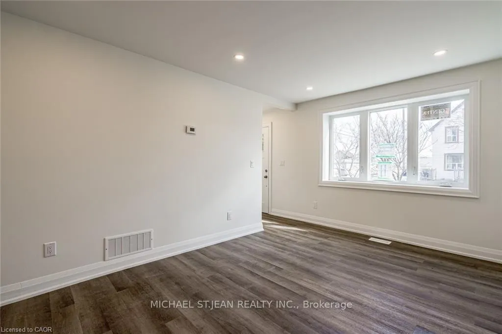 Photo 8 of 395 Paling Avenue, Hamilton, Homeside — HOMEH