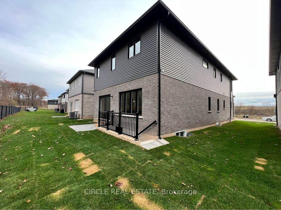 Photo 23 of 45 Wilson Drive, Thorold, Hurricane/Merrittville — HOMEH