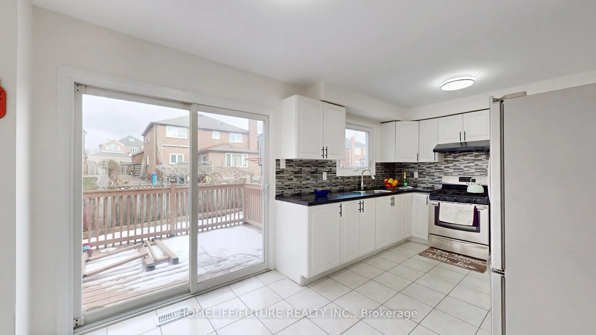 Photo 9 of 129 Northolt Crescent, Markham, Milliken Mills East — HOMEH