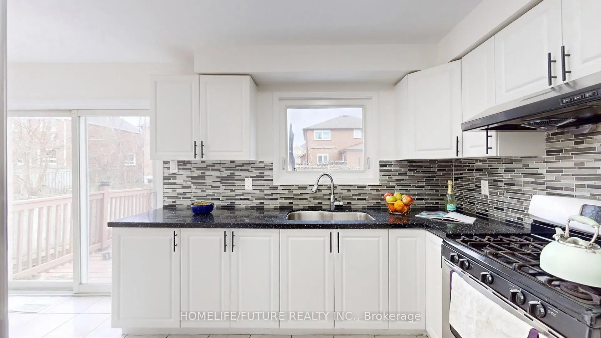 Photo 11 of 129 Northolt Crescent, Markham, Milliken Mills East — HOMEH