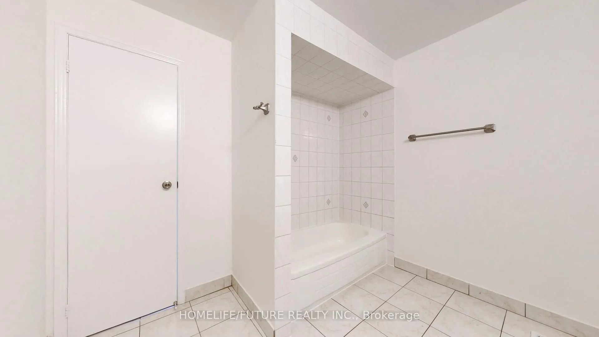 Photo 29 of 129 Northolt Crescent, Markham, Milliken Mills East — HOMEH