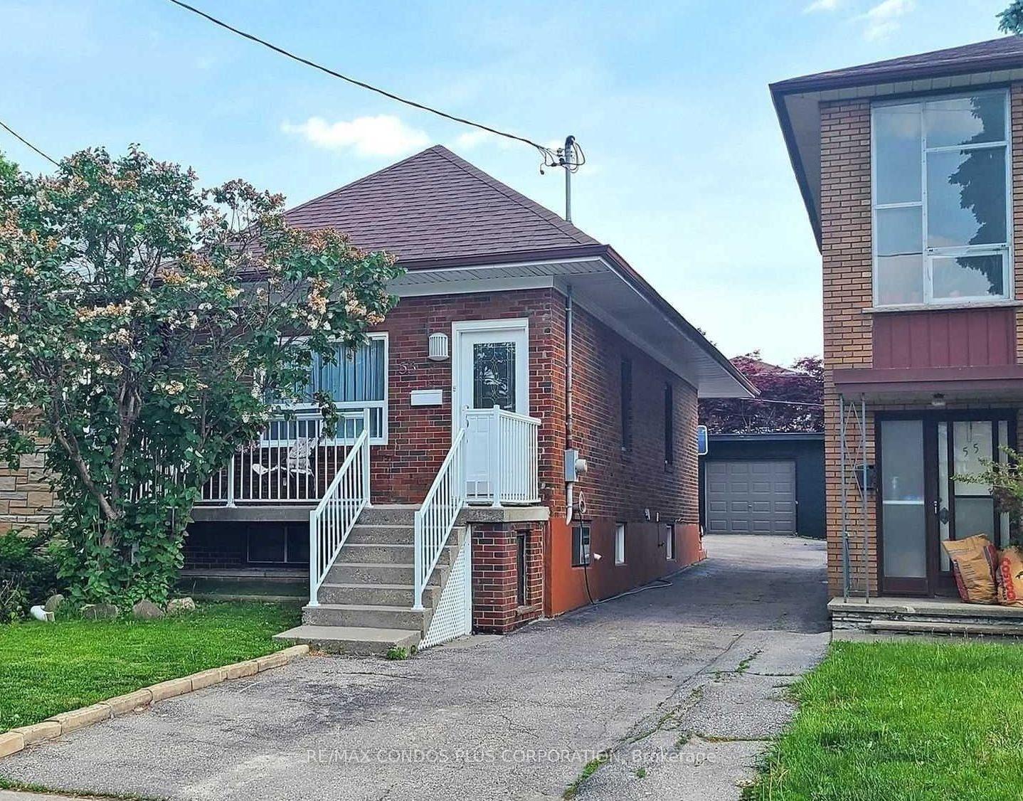 Front of Unit Lower, 53 Lanark Avenue