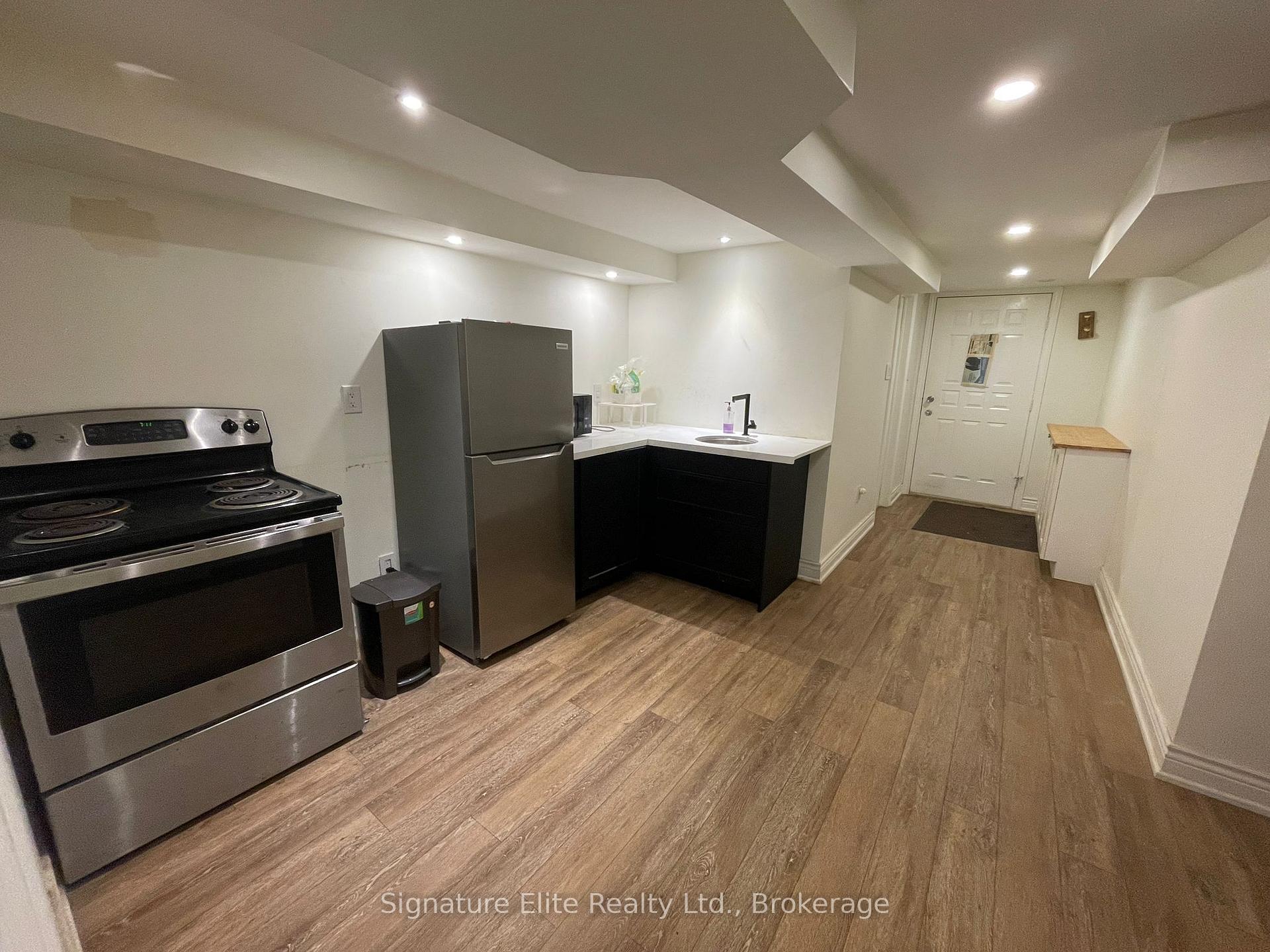 Front of Unit Lower, 6 Margate Crescent
