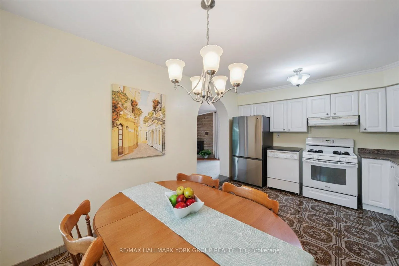 Photo 14 of 29 Seaton Drive, Aurora, Aurora Highlands — HOMEH
