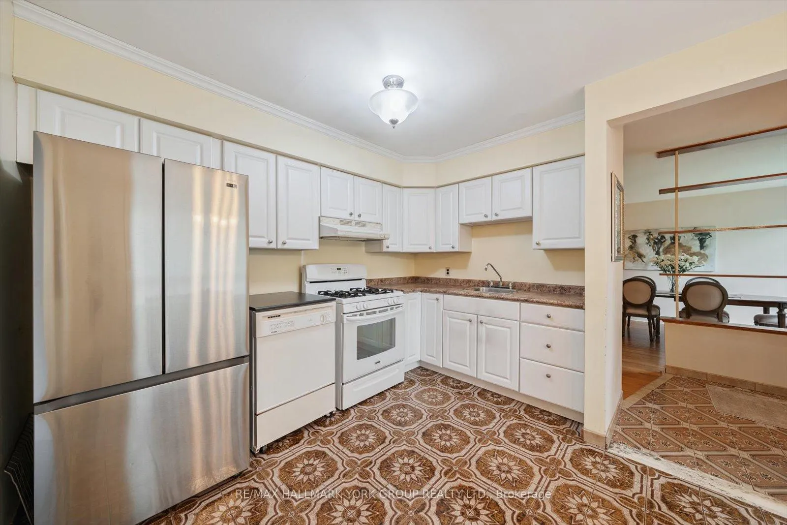 Photo 16 of 29 Seaton Drive, Aurora, Aurora Highlands — HOMEH
