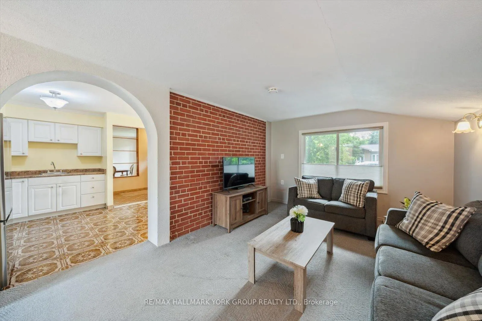 Photo 28 of 29 Seaton Drive, Aurora, Aurora Highlands — HOMEH